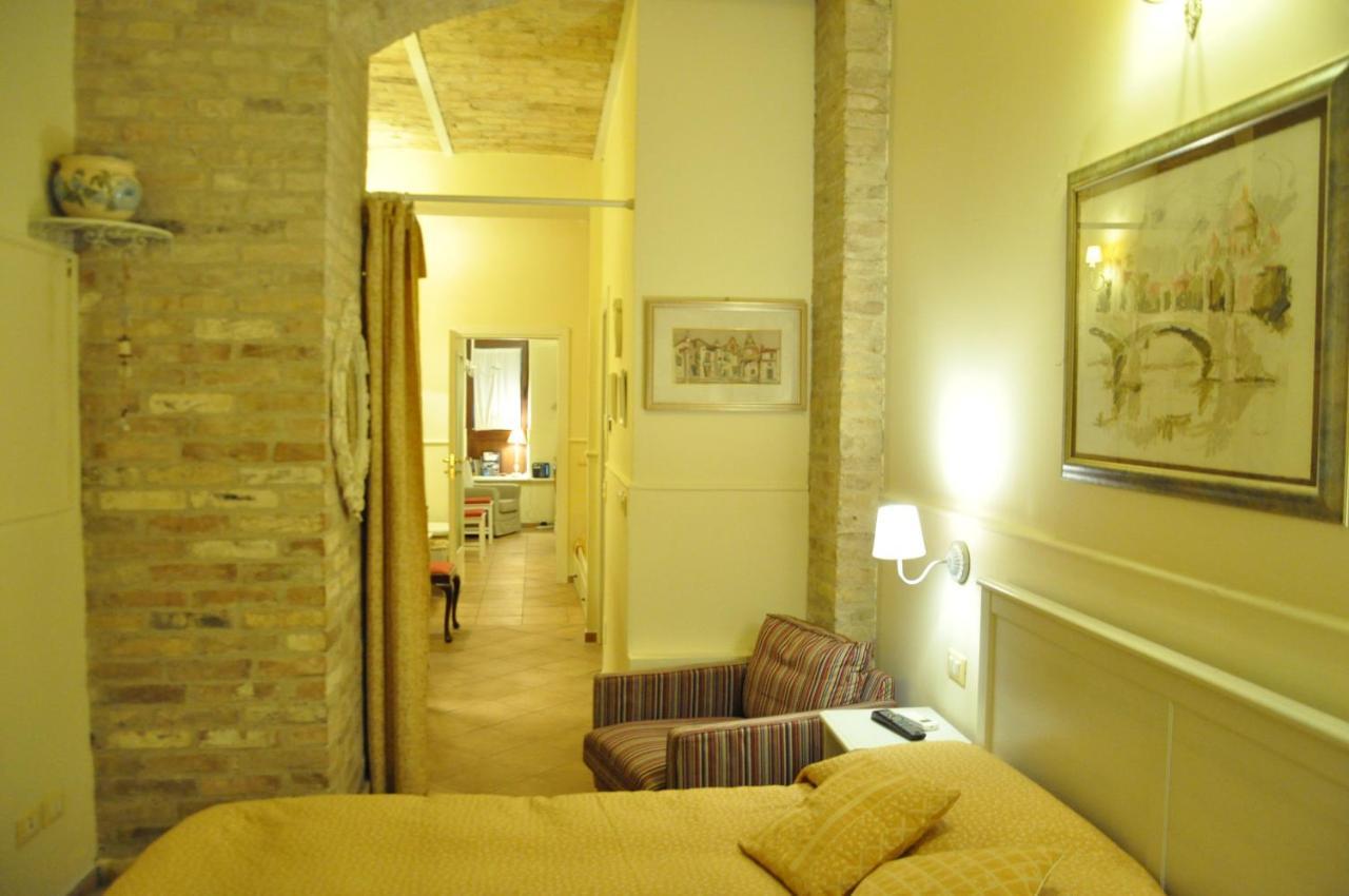 Bed And Breakfast Piazza Mercato Pescara Dış mekan fotoğraf